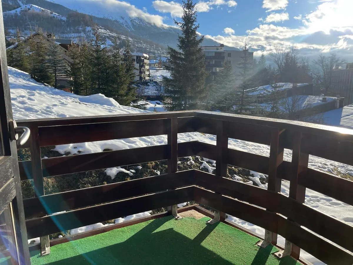 Appartement Pour 4 Personnes, Residence Les Melezes, Saint-Chaffrey France