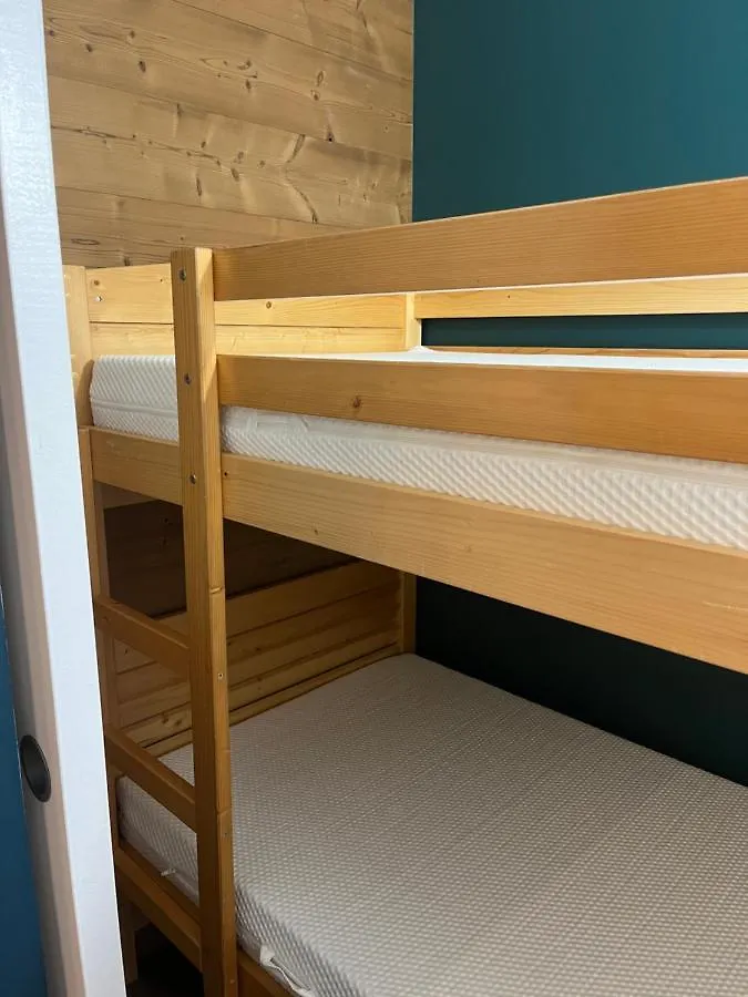 Appartement Pour 4 Personnes, Residence Les Melezes, Saint-Chaffrey Apartment